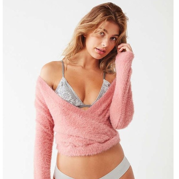 Urban Outfitters Out From Under Delilah Velvet Bra XL - Picture 1 of 4